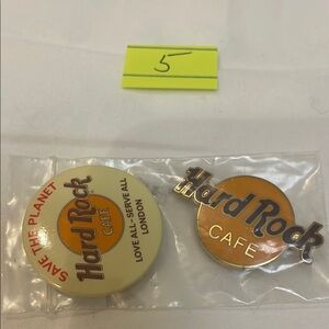 Hard Rock Cafe London Pin and Button Set